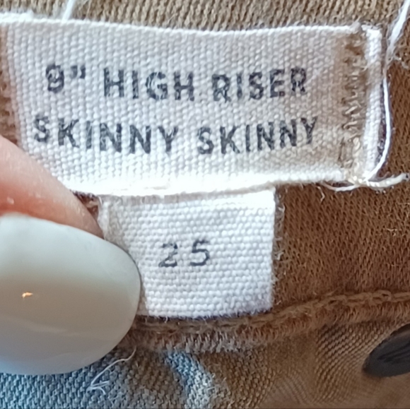 Madewell olive-green pants. GUC. 9" high riser. Size 25. - Picture 2 of 6